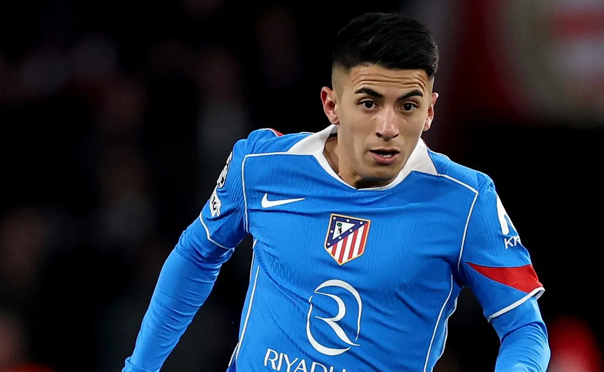 Atlético de Madrid exige pagamento de R$ 110 milhões do Palmeiras por 50% de Thiago Almada