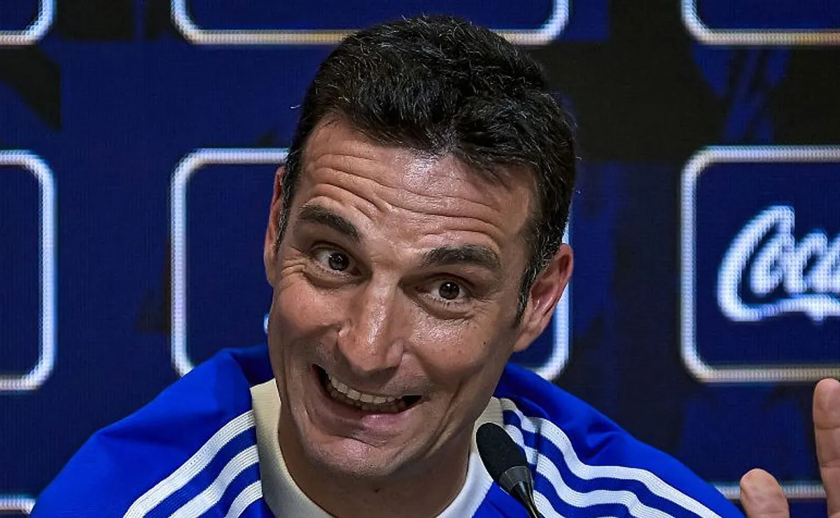 Scaloni aponta 10 seleções favoritas ao título da Copa e coloca o Brasil na lista