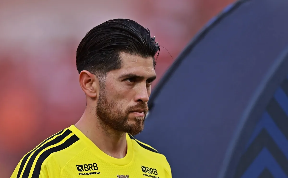 Rossi aceita transferência para o Besiktas e Flamengo aguarda proposta de R$ 59 milhões