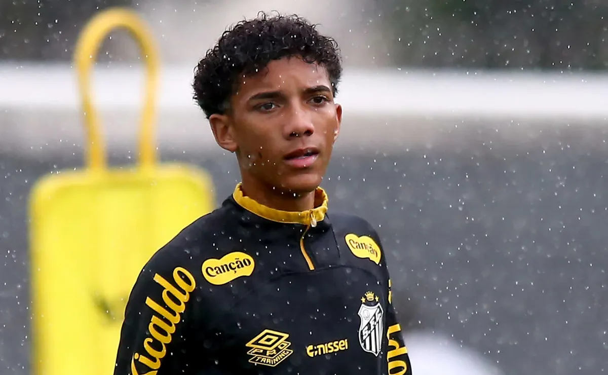 Robinho Jr ainda tem chance de trocar Santos por rival na Série A em negócio