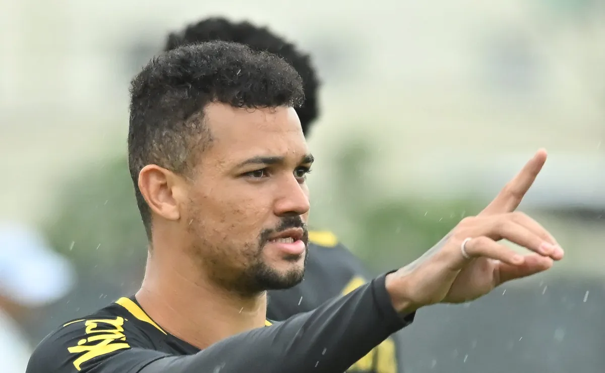 Zé Ivaldo é sondado pelo Remo no mercado, mas está focado em recuperar espaço no Santos