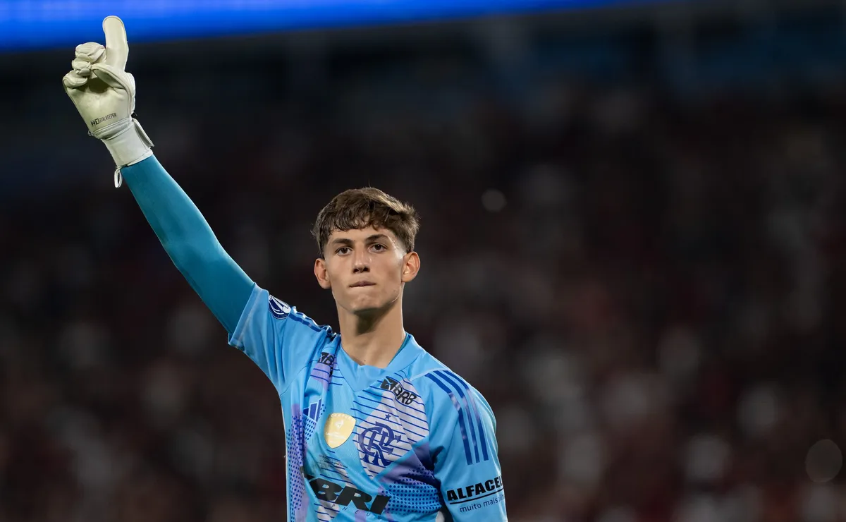 Léo Nannetti recebe elogios e ganha espaço com Ancelotti antes da Copa do Mundo