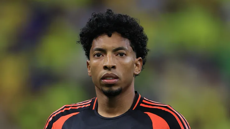 BRASILIA, BRAZIL - MARCH 20: Johan Mojica of Colombia lines up prior to the South American FIFA World Cup 2026 Qualifier match between Brazil and Colombia at Mane Garrincha Stadium on March 20, 2025 in Brasilia, Brazil. (Photo by Buda Mendes/Getty Images)