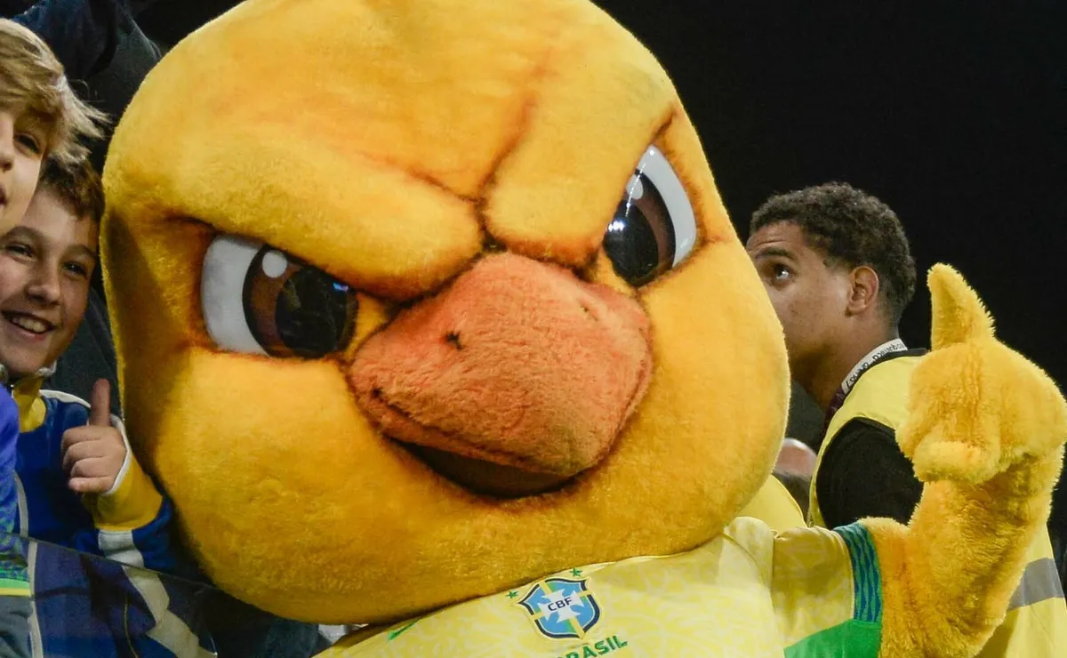 Governo sanciona lei da Copa do Mundo Feminina de 2027 e prevê homenagem histórica a pioneiras