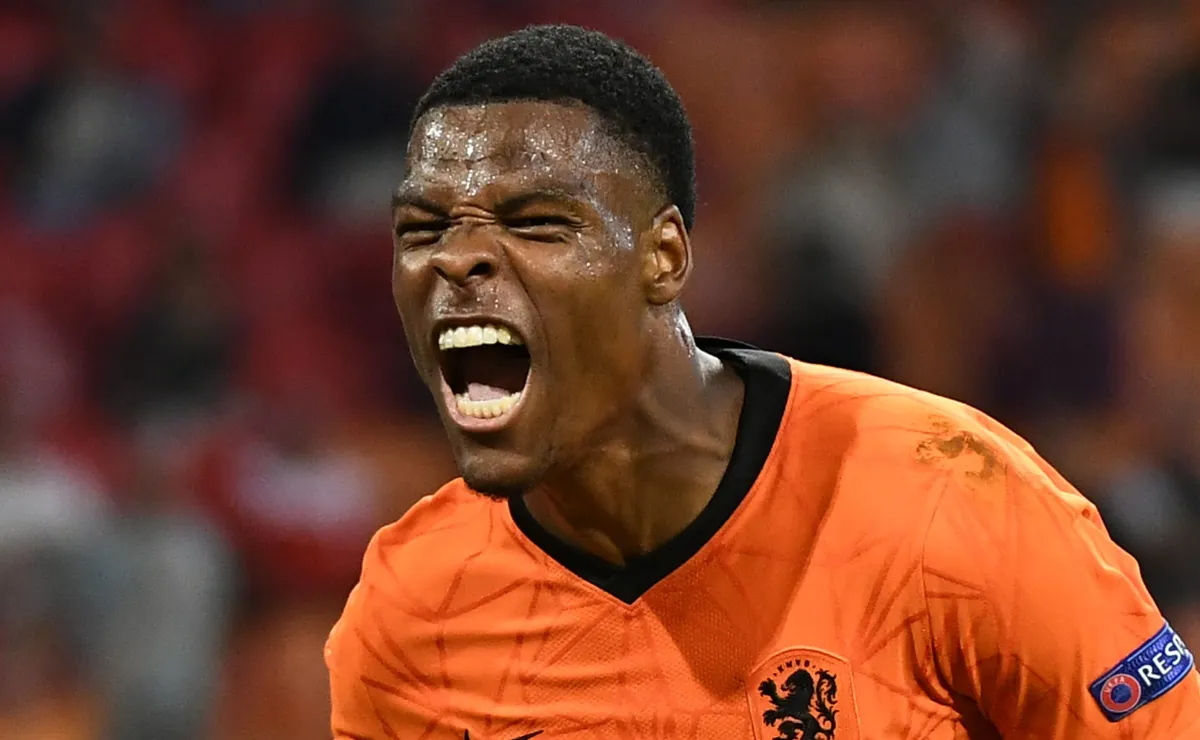 Companheiro de Memphis na Holanda, Dumfries fecha com o Real Madrid antes mesmo da disputa da Copa do Mundo