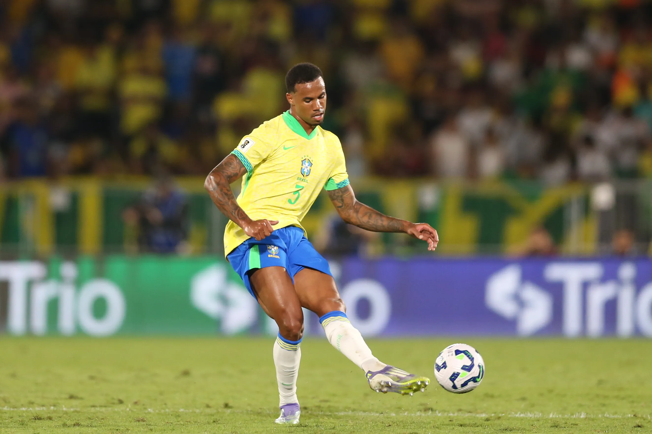 Magalhães deve começar na equipe titular. Foto: Marlon Costa/AGIF