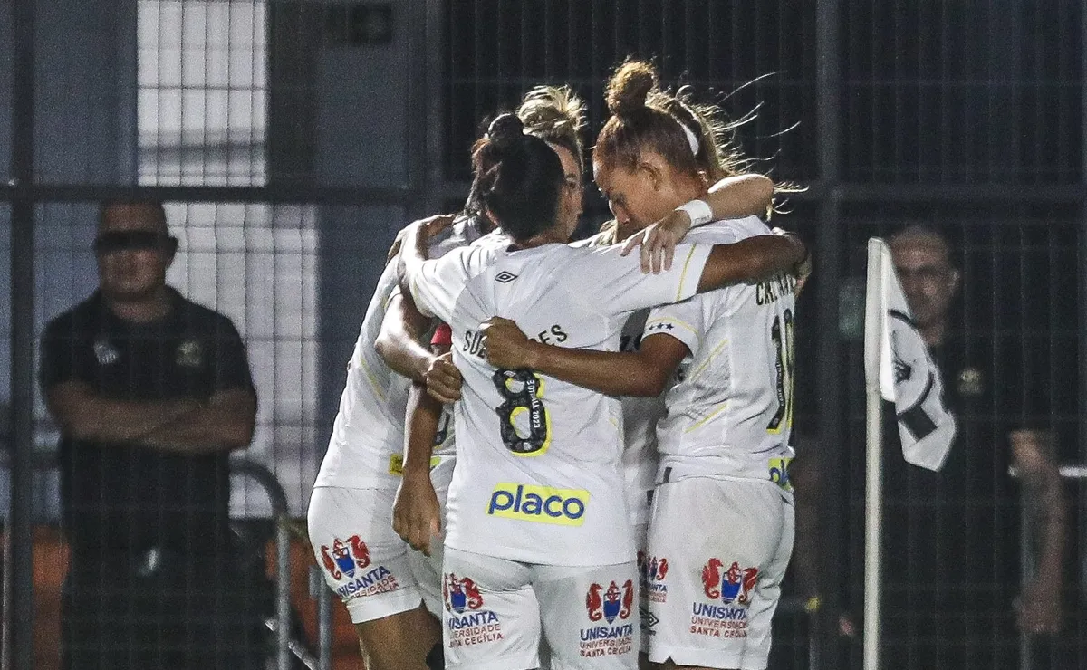 Santos mantém comissão técnica e Thaís Picarte após reunião sobre crise no futebol feminino