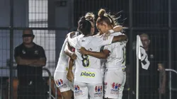 Equipe do Santos. Foto: Reinaldo Campos/AGIF