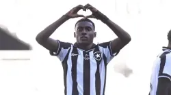 Felipe Januário renova contrato com o Botafogo. Foto: Arthur Barreto/Botafogo