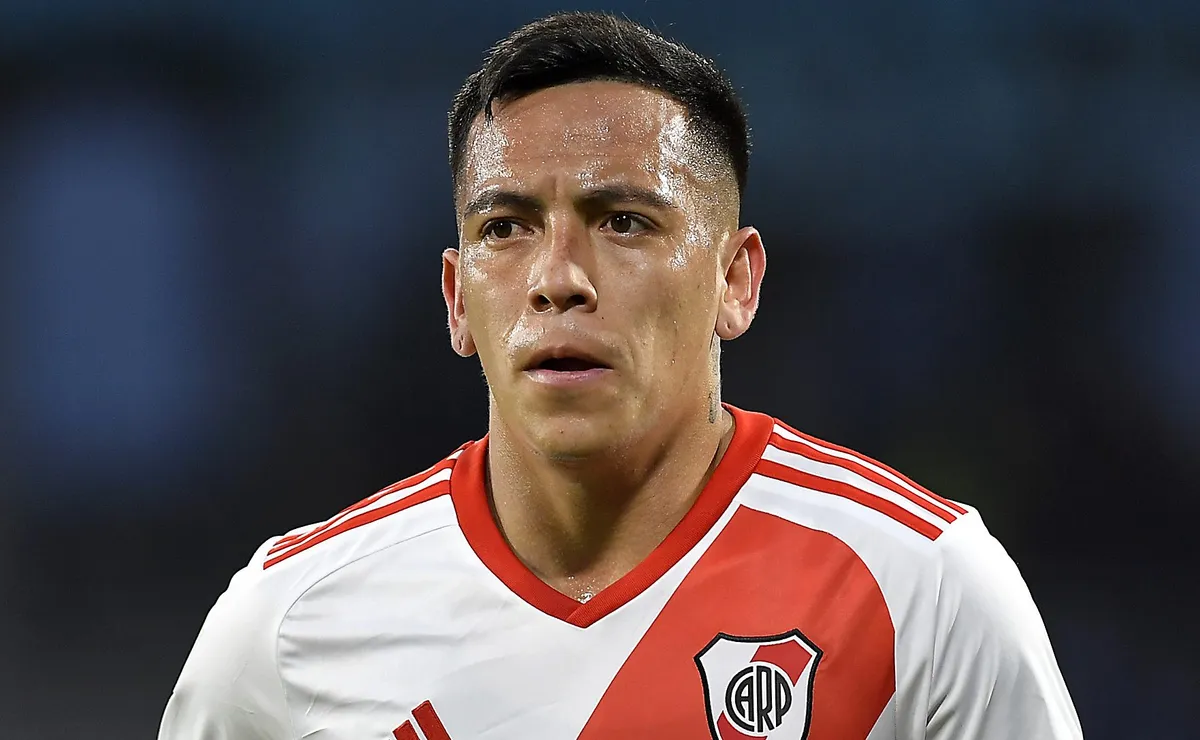 Esequiel Barco pode voltar a ser alvo do Flamengo após lesão de Arrascaeta no Uruguai