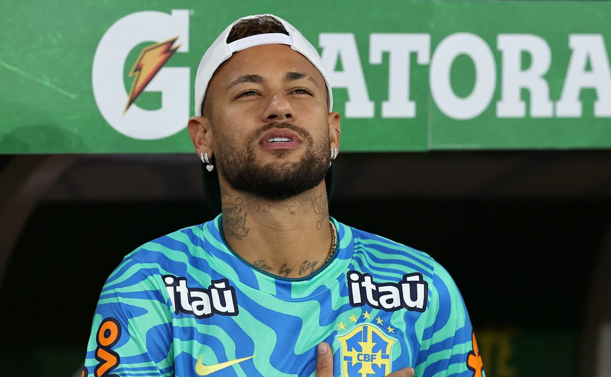 Neymar evolui na recuperação e anima Seleção Brasileira antes da Copa do Mundo