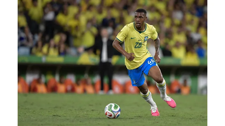 Revelado pelo Vasco, Rayan entra na mira do Arsenal. Foto: Thiago Ribeiro/AGIF