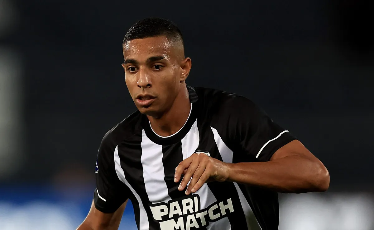 São Paulo formaliza proposta para contratar o atacante Victor Sá