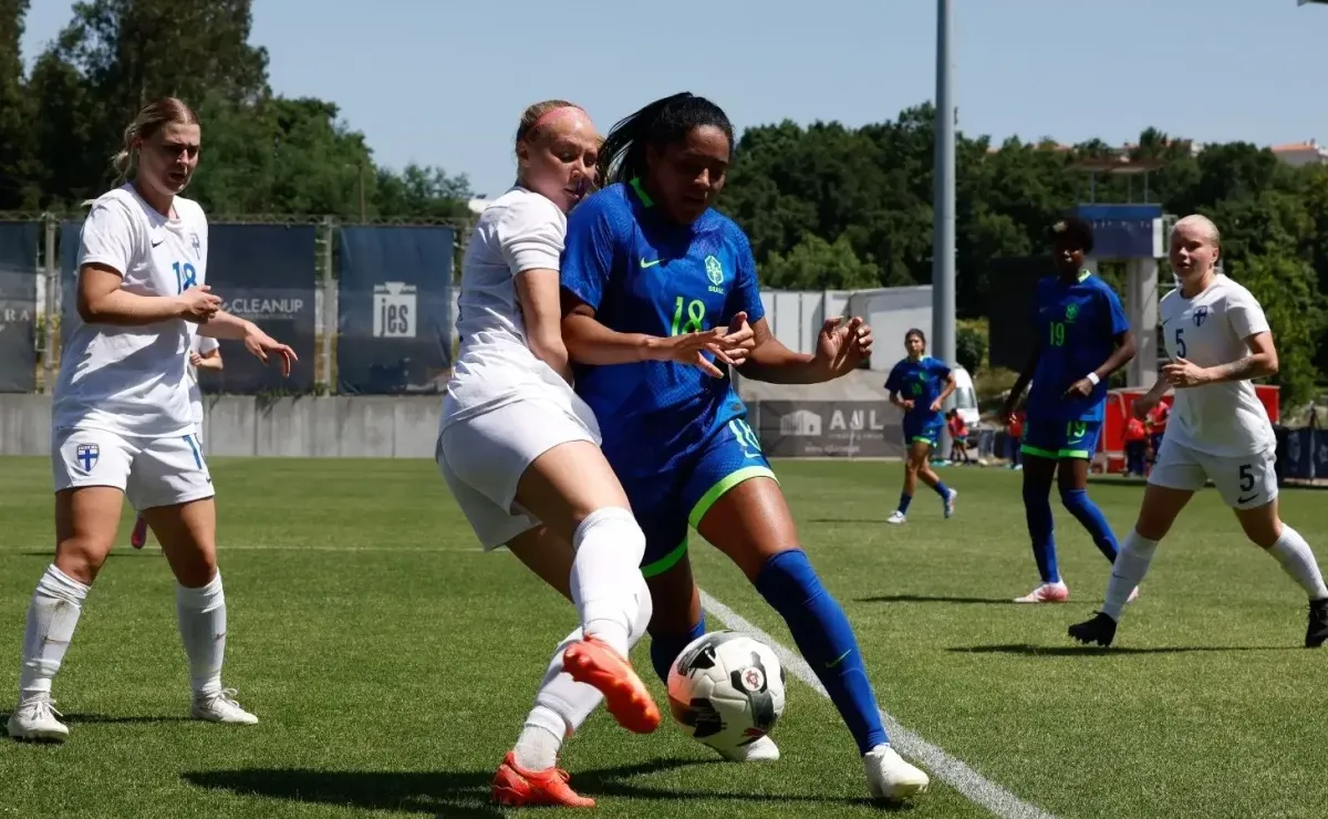 Seleção Brasileira Feminina Sub-20 perde para a Finlândia em amistoso preparatório