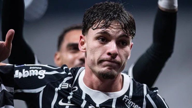 Com vínculo no Corinthians até 2029, Bidon interessa ao rival Flamengo