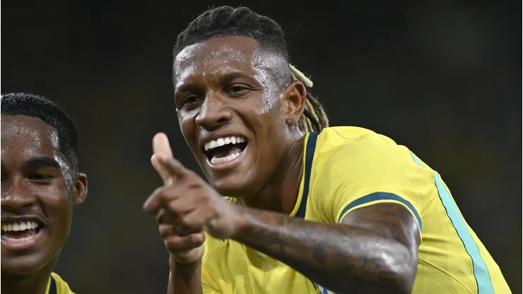 Após a Copa do Mundo, Danilo tem vários interessados e Palmeiras sonha com seu retorno