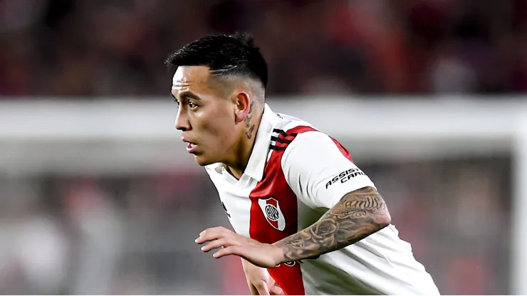 Esequiel Barco durante jogo do River Plate, clube que ele defendeu entre 2022 e 2024.