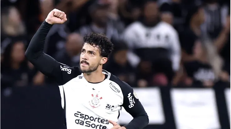 Gustavo Henrique jogador do Corinthians comemora seu gol durante partida contra o Peñarol. Foto: Marcello Zambrana/AGIF