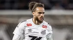 Billal Brahimi jogou apenas 20 minutos no Santos.