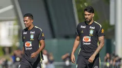 Alex Sandro e Paquetá durante treino da Seleção em Nova Jersey