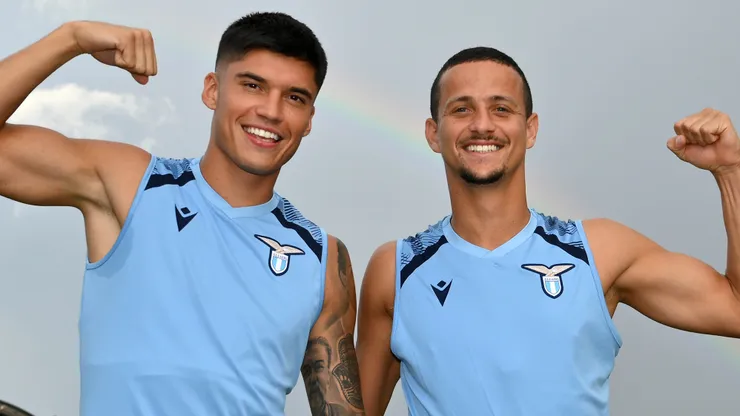 Zagueiro tem o futuro incerto - Foto: Marco Rosi - SS Lazio/Getty Images.