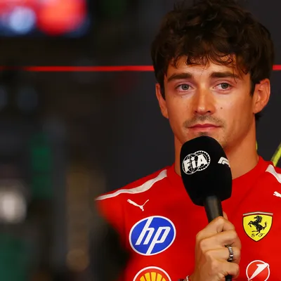 Leclerc admite outros convites antes de renovar com a Ferrari