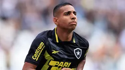 Victor Sá fez sucesso no Brasil com a camisa do Botafogo - Foto: Buda Mendes/Getty Images