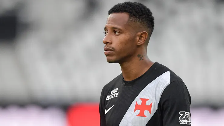 RJ - RIO DE JANEIRO - 22/02/2026 - CARIOCA 2026, VASCO X FLUMINENSE - Tche Tche jogador do Vasco durante partida contra o Fluminense no estadio Engenhao pelo campeonato Carioca 2026. Foto: Thiago Ribeiro/AGIF