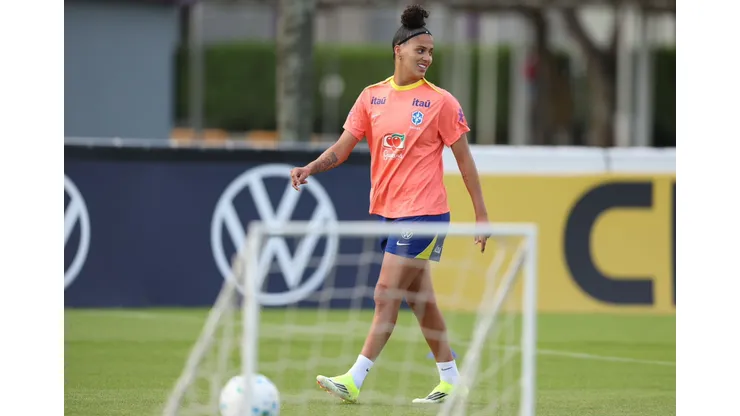 Amanda Gutierres durante treino com a Seleção. Foto: Lívia Villas Boas/CBF