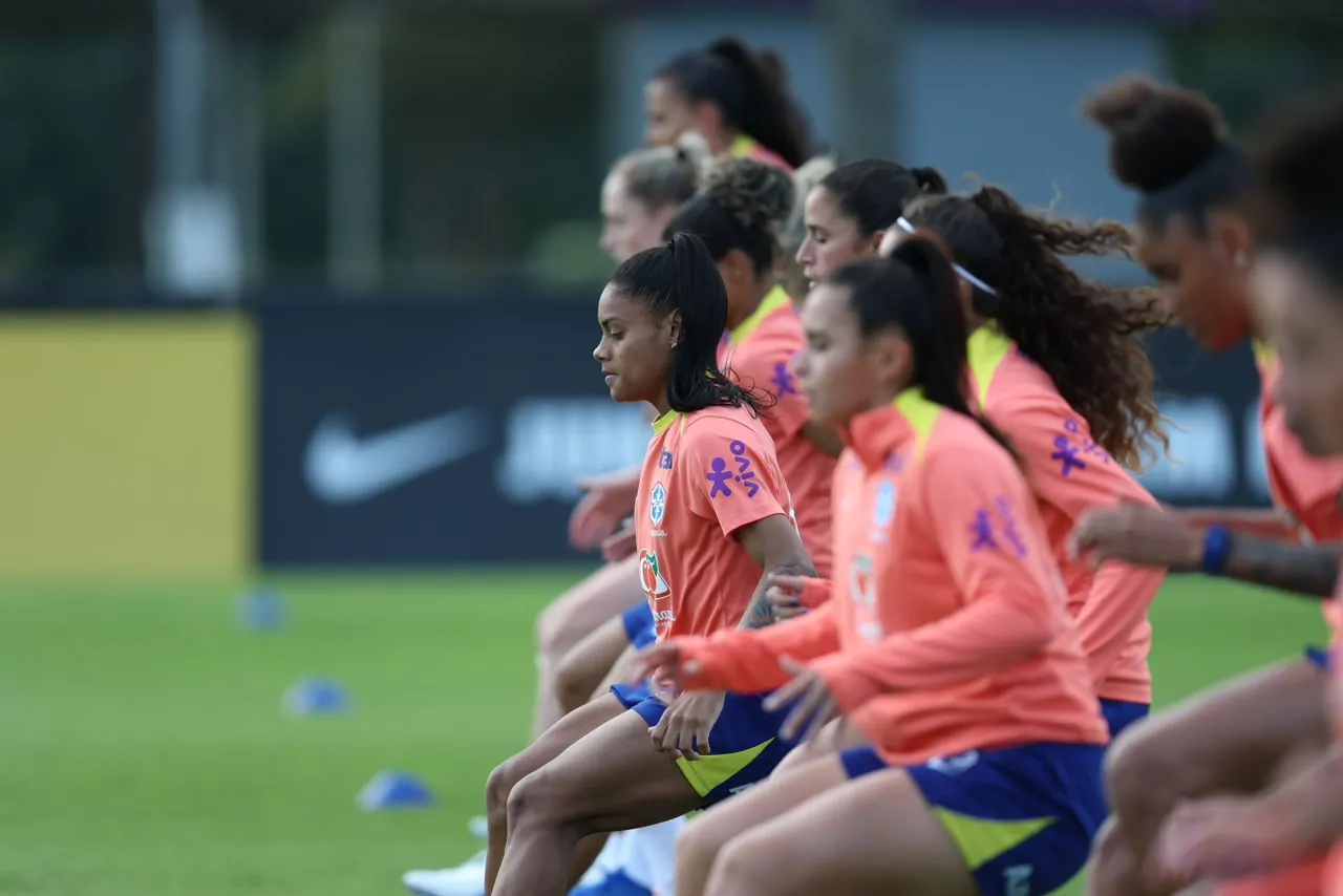Tainá Maranhão durante treino em São Paulo. Foto: Lívia Villas Boas/CBF