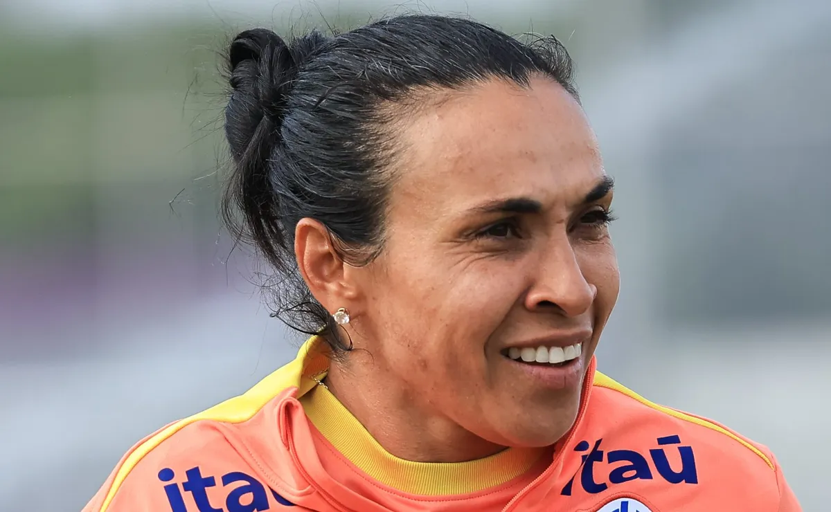 Com retorno de Marta, Seleção Brasileira intensifica preparação para enfrentar os Estados Unidos