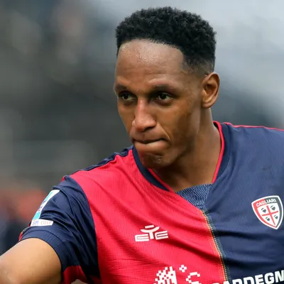 Vasco quer avançar por Yerry Mina e faz contatos ao Cagliari-ITA