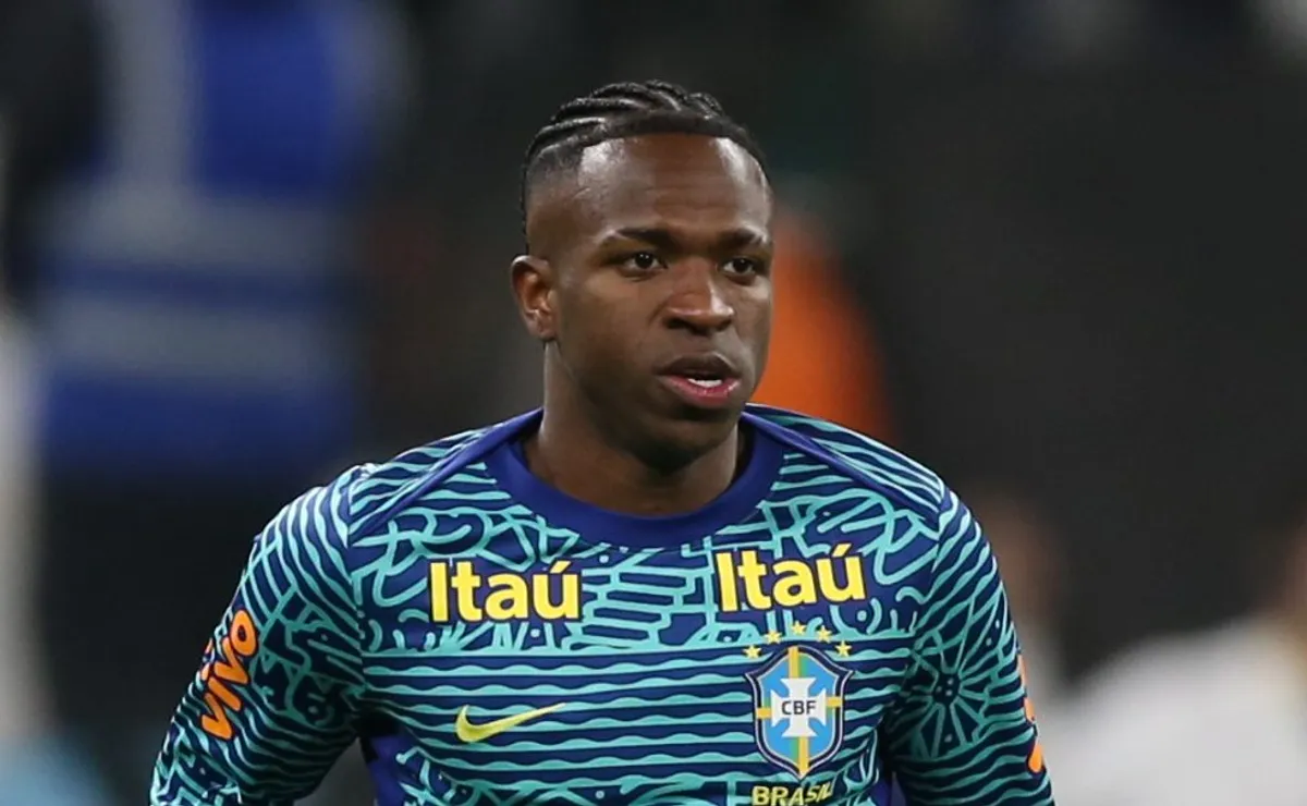 Vini Júnior vê conquista da Copa como principal da carreira e revela que Ancelotti mudou sua vida