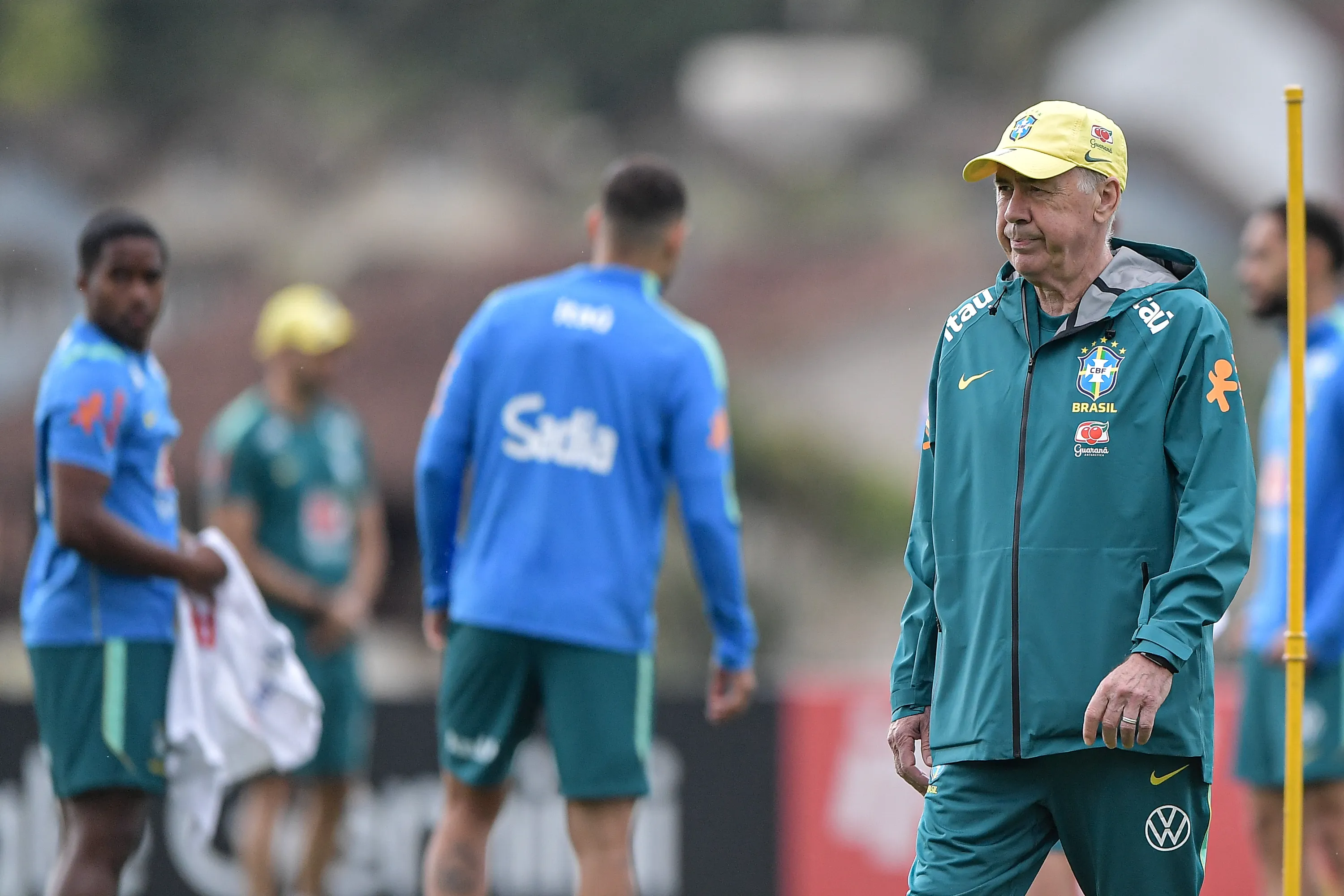Carlo Ancelotti tecnico do Brasil durante treino no estadio Granja Comary. Foto: Thiago Ribeiro/AGIF