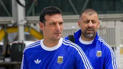 Lionel Scaloni desembarcando em solo norte-americano