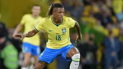 Danilo pela Seleção Brasileira