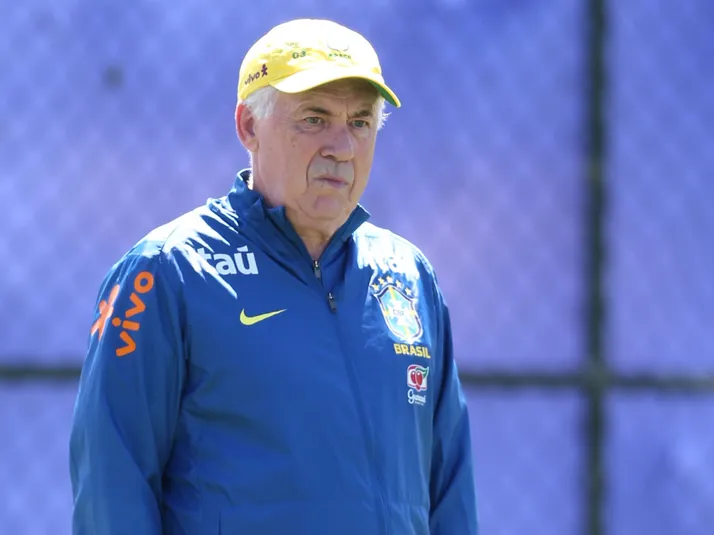 Ancelotti liga alerta na Seleção: "Preguiçoso vai pro banco"