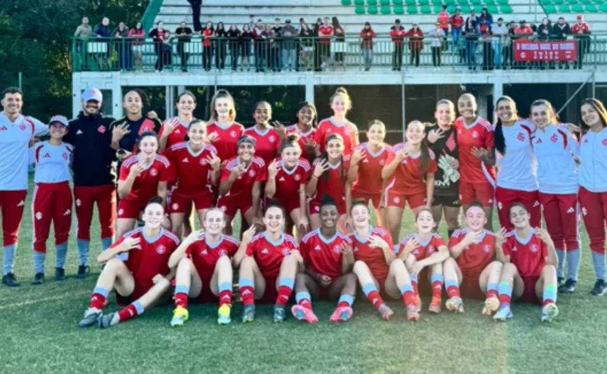 Internacional goleia Flamengo de São Pedro e se classifica para final do Gauchão Feminino Sub-15