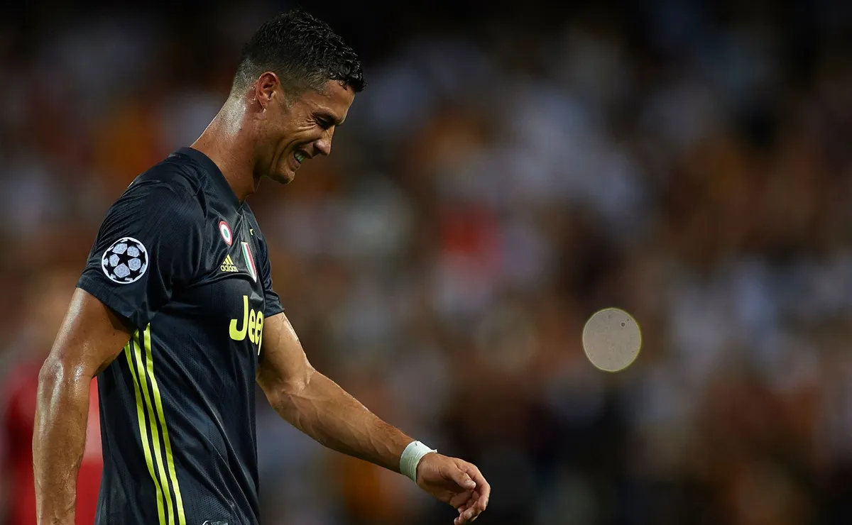 Com 665 milhões no Instagram, Cristiano Ronaldo supera população dos EUA e vendas do PlayStation 2