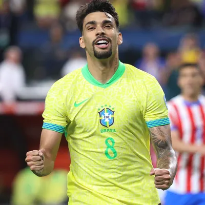 Flamengo dispara na frente dos rivais com bônus da Copa