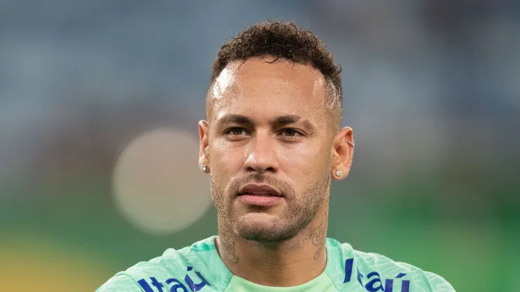 Ney Jr. durante treino da Seleção.