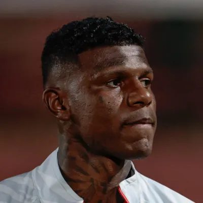 Santos aguarda termômetro da torcida sobre interesse em Arboleda