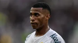 Jean Lucas jogador do Santos durante partida contra o Botafogo no estadio Engenhao pelo campeonato Brasileiro A 2023. Foto: Thiago Ribeiro/AGIF