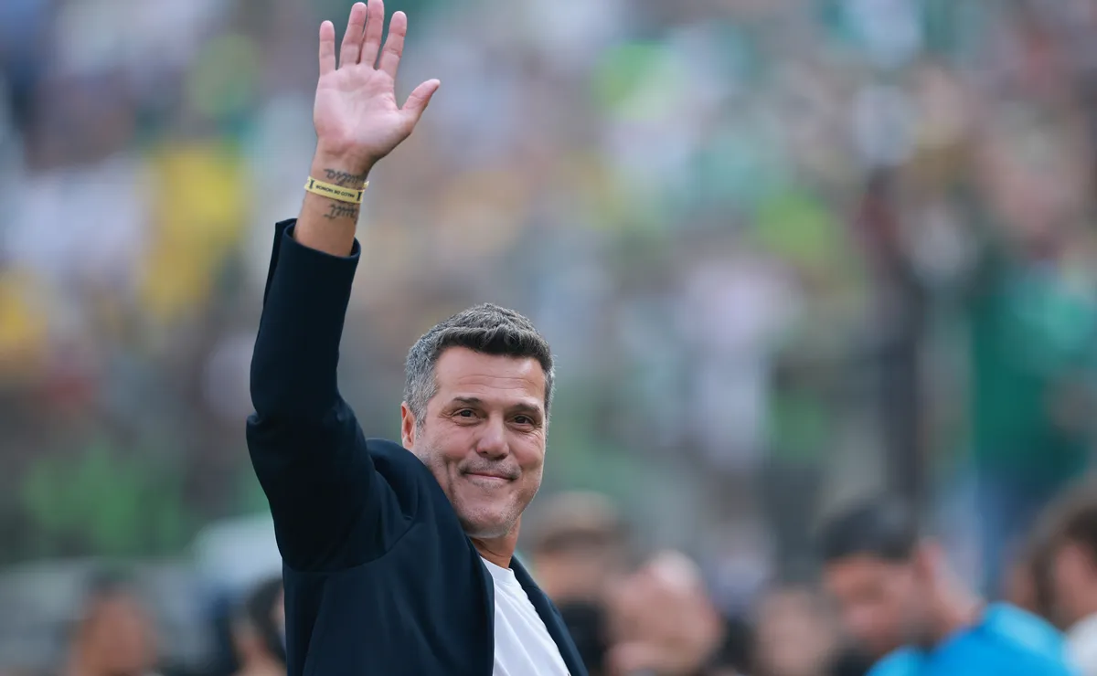 Julio Cesar defende Alisson e destaca confiança de Ancelotti no goleiro da Seleção Brasileira