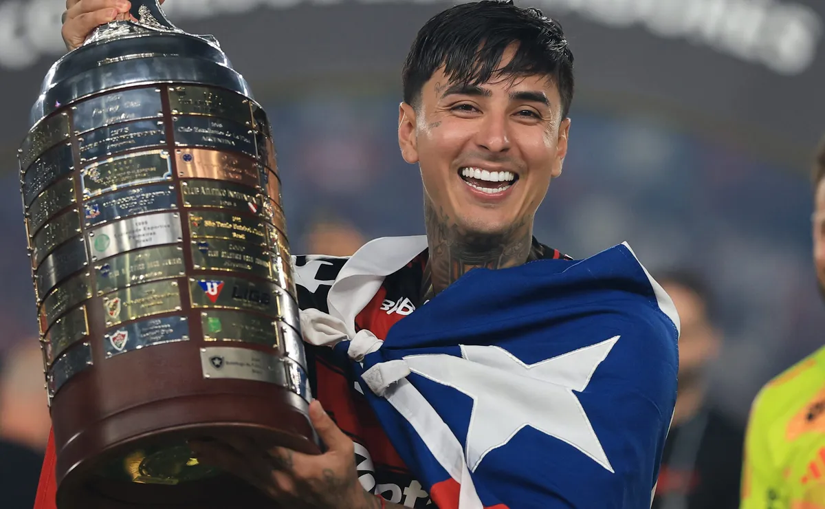 Pulgar, alvo do Santos, já pode deixar o Flamengo por R$ 20,6 milhões