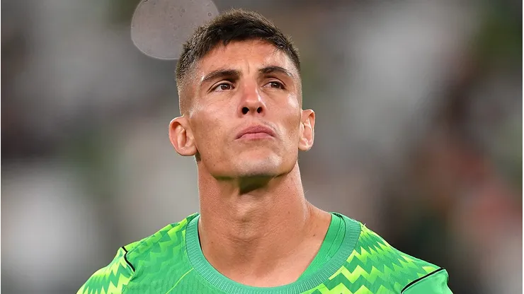 Rochet durante amistoso contra a Argélia, em março