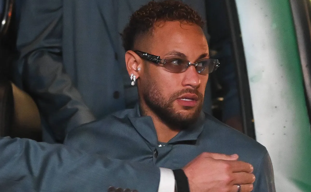 CBF não descarta Neymar na estreia da Copa após atacante do Santos evoluir em recuperação