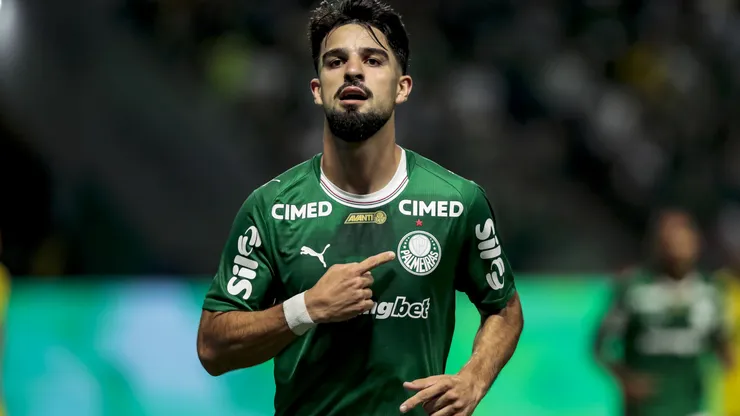 Flaco López deve ser titular da Argentina em amistoso - Foto: Marco Miatelo/AGIF