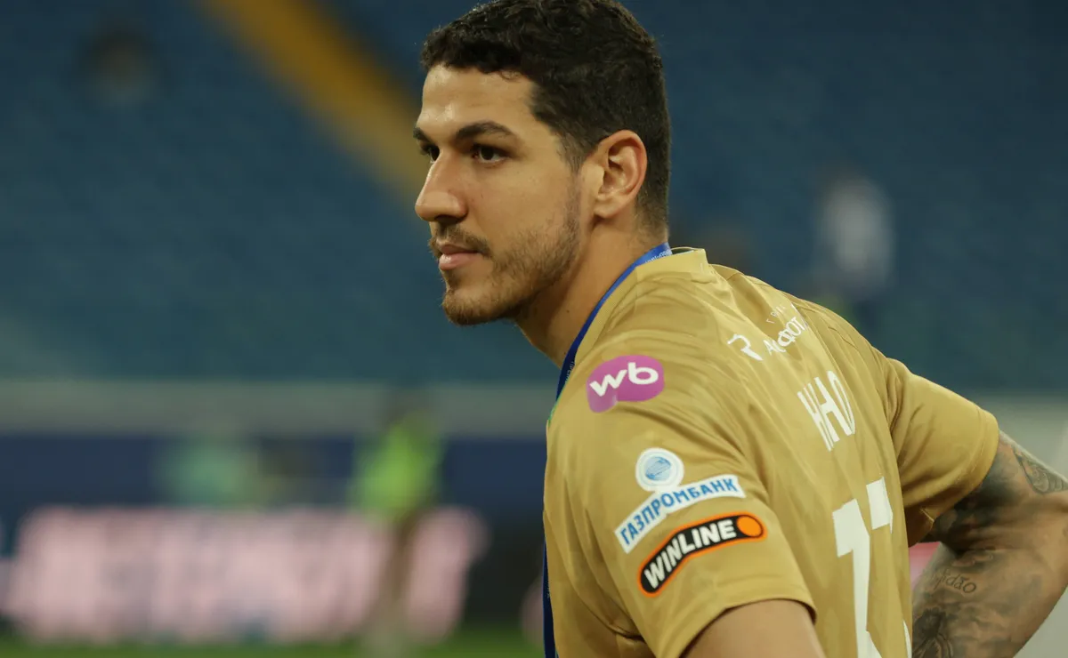 Zenit faz contraproposta ao Fluminense por Nino e exige novas condições pelo negócio