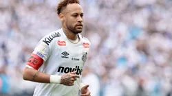 Neymar em ação pelo Santos. Foto: Marcello Zambrana/AGIF